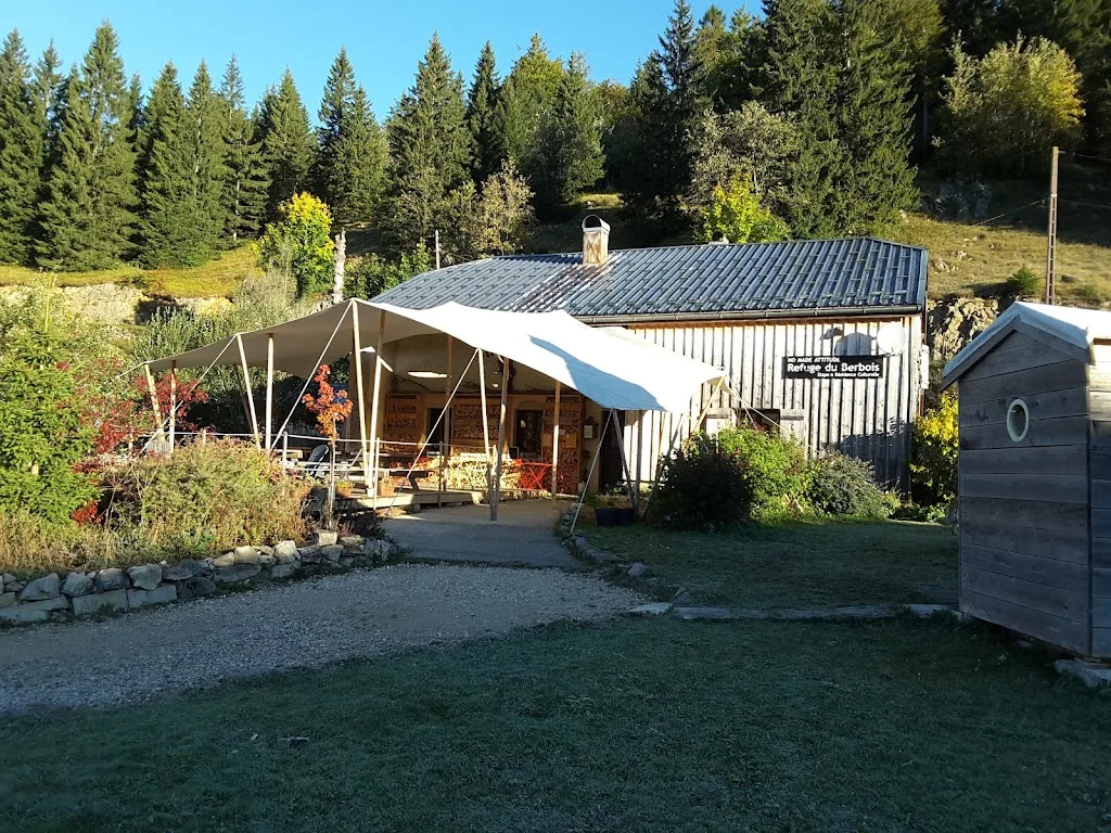 La Dalue Gite Haut-Jura, Camping et Chambres d'hôtes - photo 2