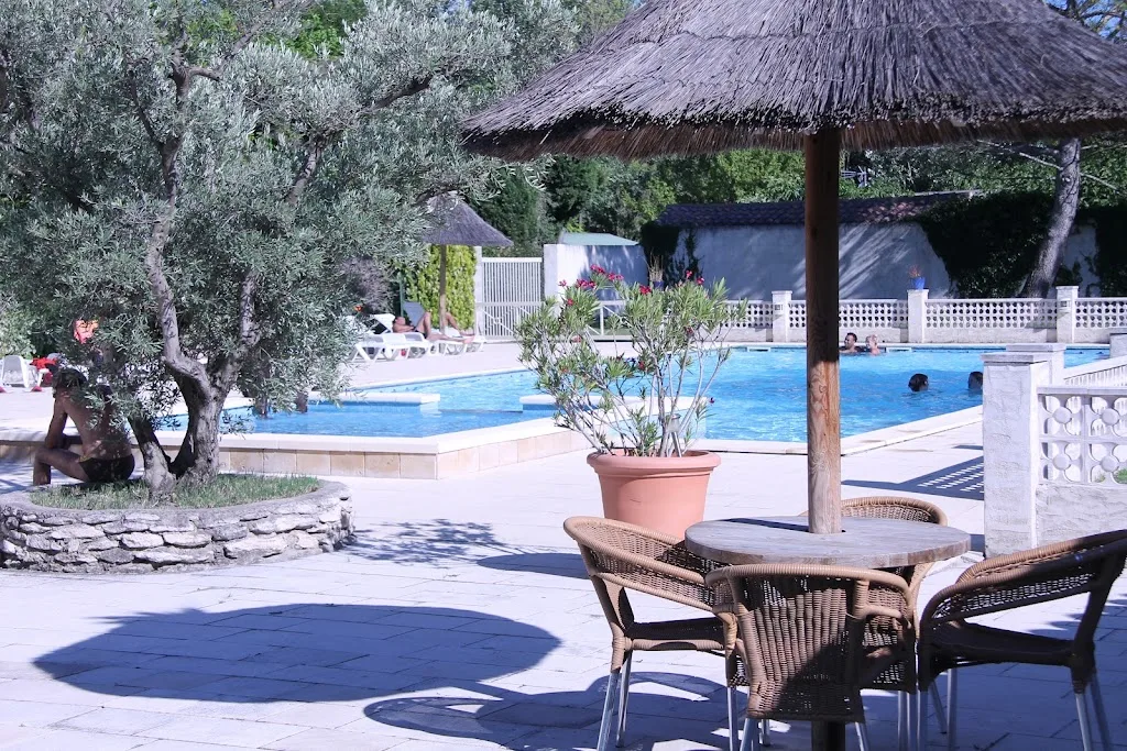 Camping le Pilon d'Agel | Camping Noves | Bouches du Rhônes - photo 2