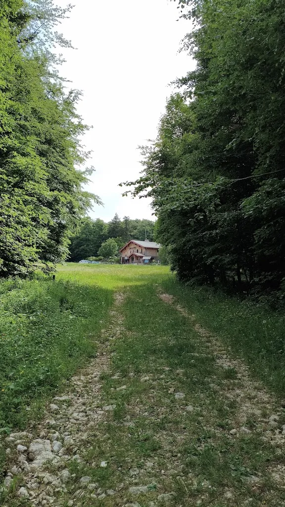 Aire Naturelle de Camping du Grand Echaillon - photo 2