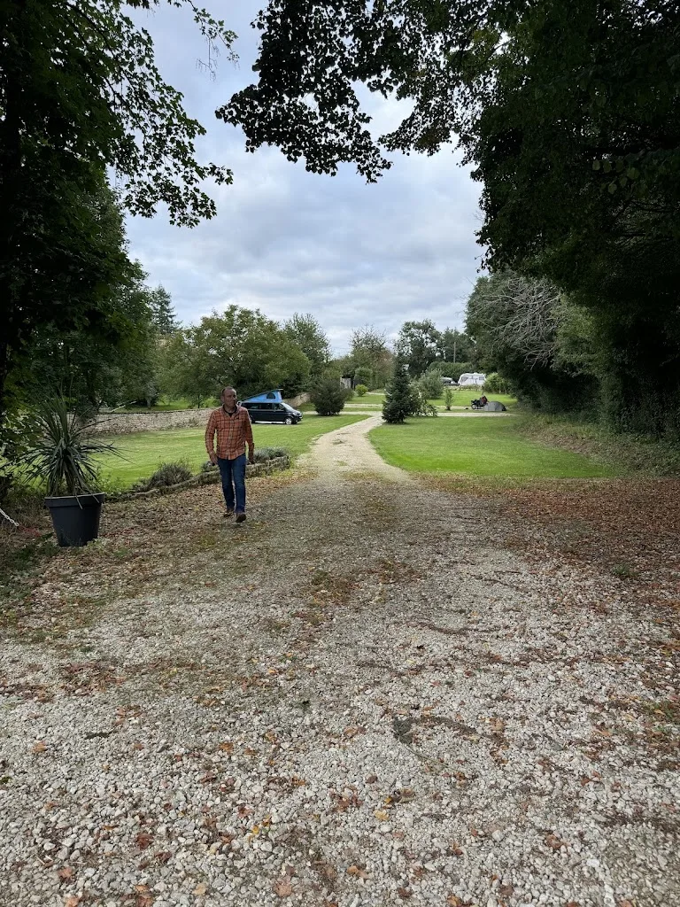 Camping rue du château - photo 1
