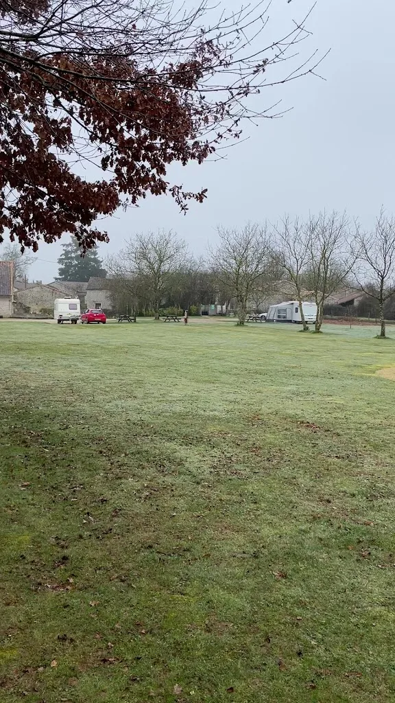 Camping & Gites La Forêt De Tessé - photo 1