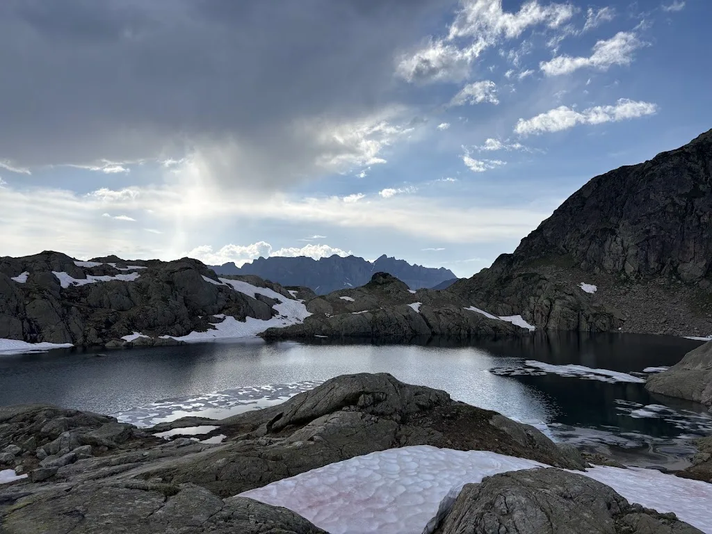 Aire de bivouac réglementée du lac Cornu - photo 1