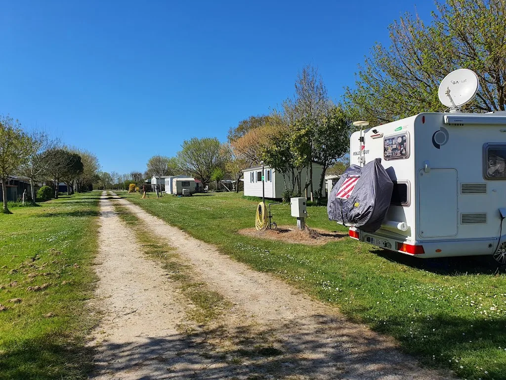 Camping a la ferme - photo 2