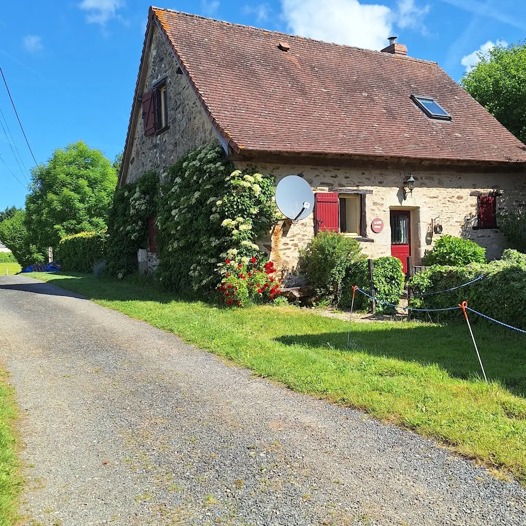 Aire Naturelle camping Et Gite D'etape De La Bontat - photo 2