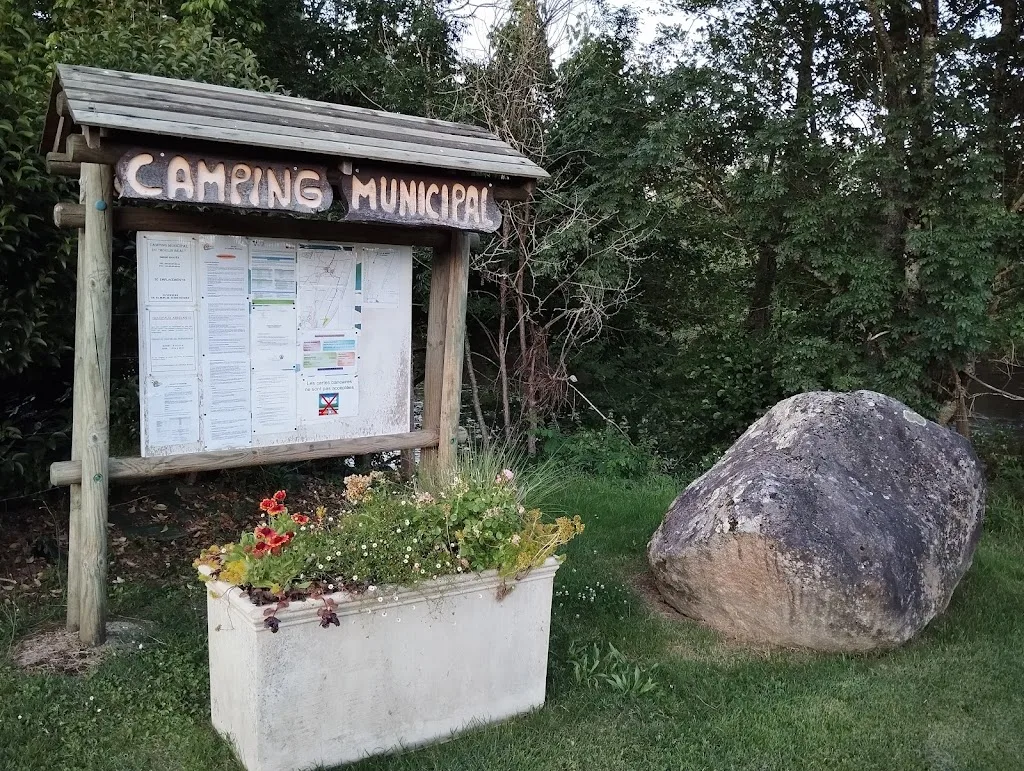 Camping Municipal Les Tuileries - photo 1