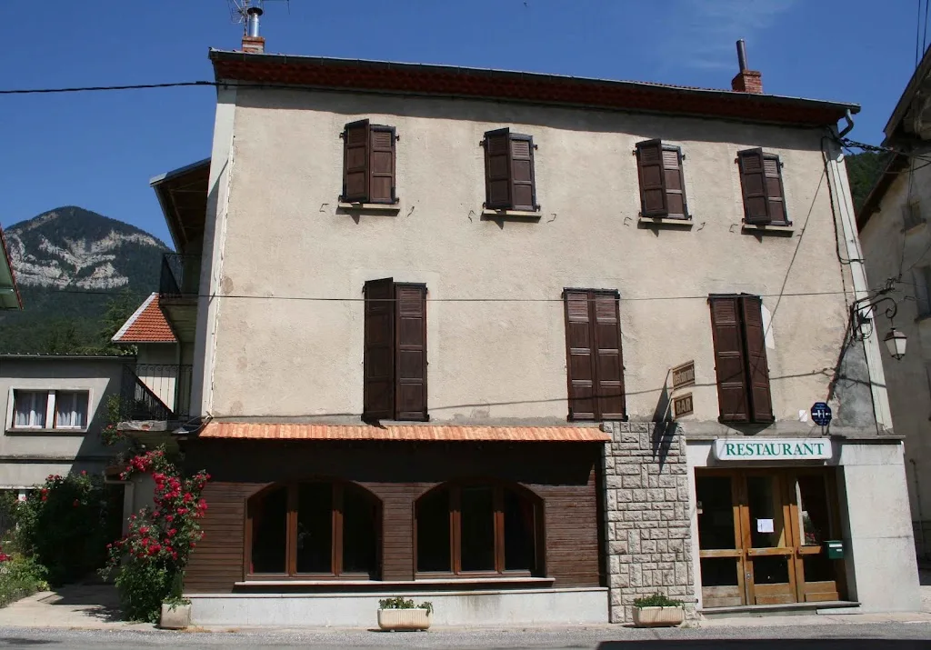 La Source Hautes-Alpes | Camping 1 étoile, Chambres d'hote et restaurant - photo 2