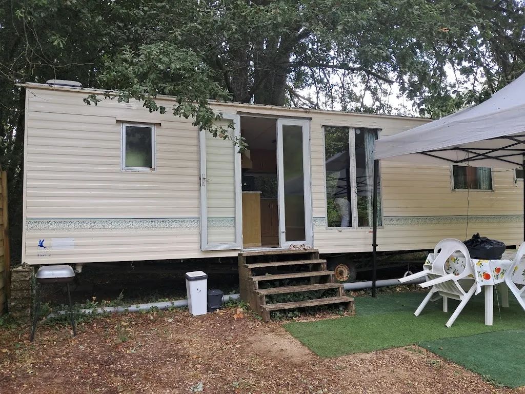 Camping Le Pouget près de Sarlat - photo 1