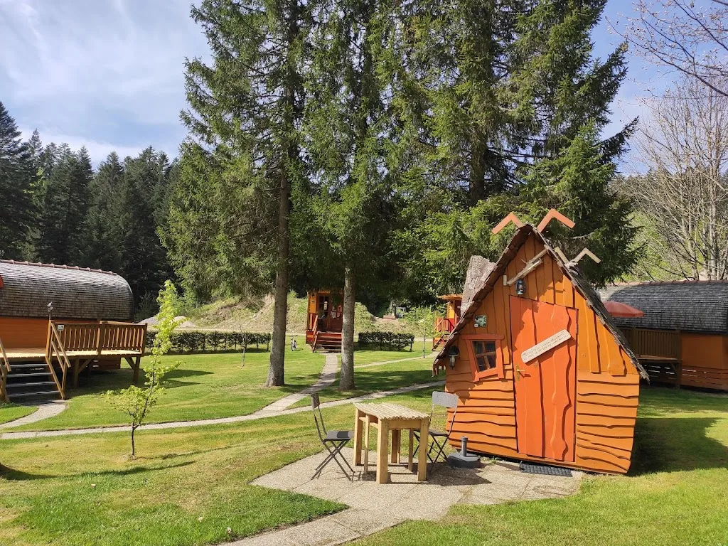 Camping de Belle Hutte : chalets et hébergements insolites - photo 2
