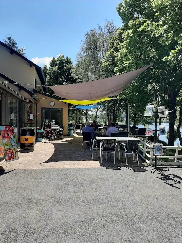 La Guinguette du Relais du Lac St gervais - photo 3