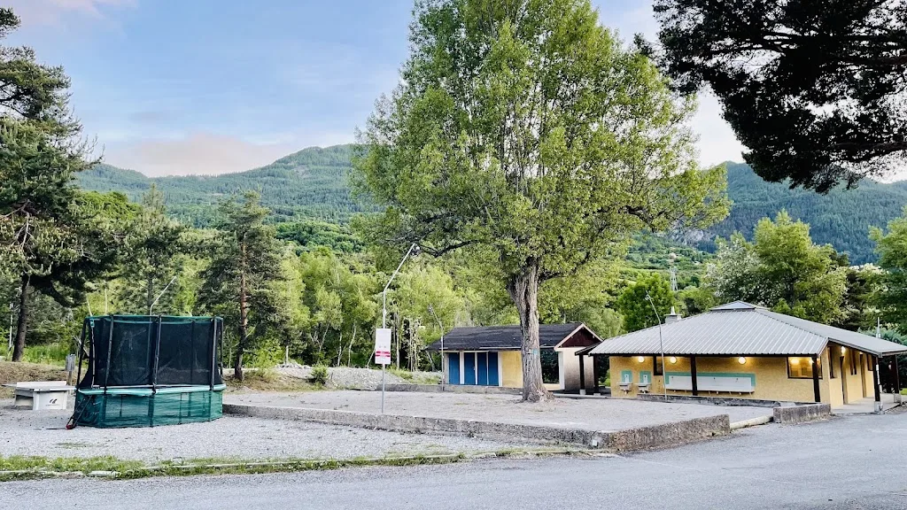 Camping la Rochette - Onlycamp - photo 2