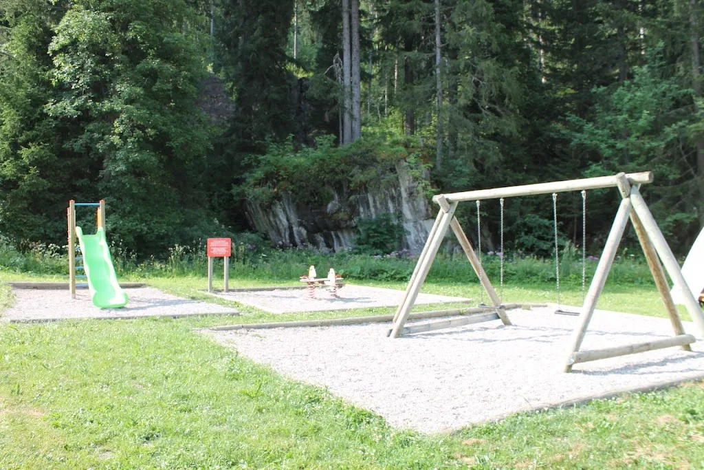 Camping le Chamois Pralognan la Vanoise - photo 1