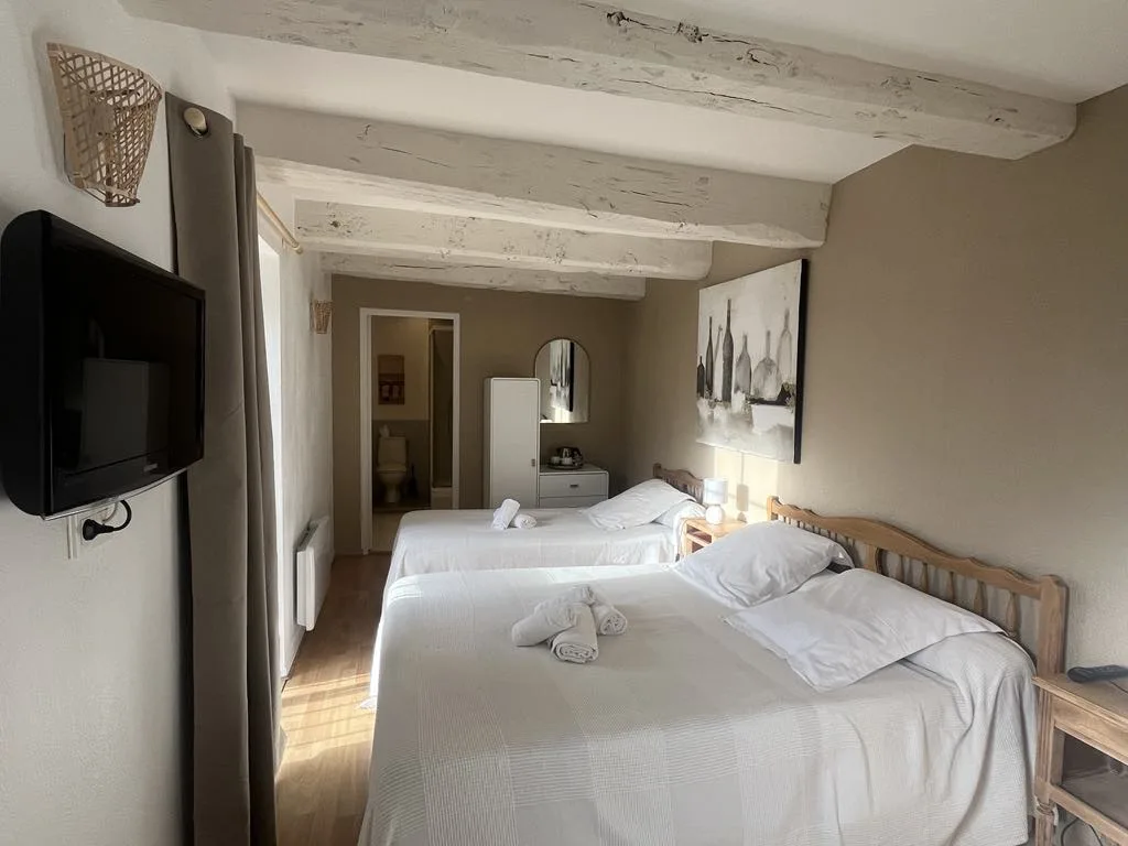 La Ferme Du Point Du Jour - Chambres d'hôtes, Camping, Gîtes, Salle de réception - photo 1