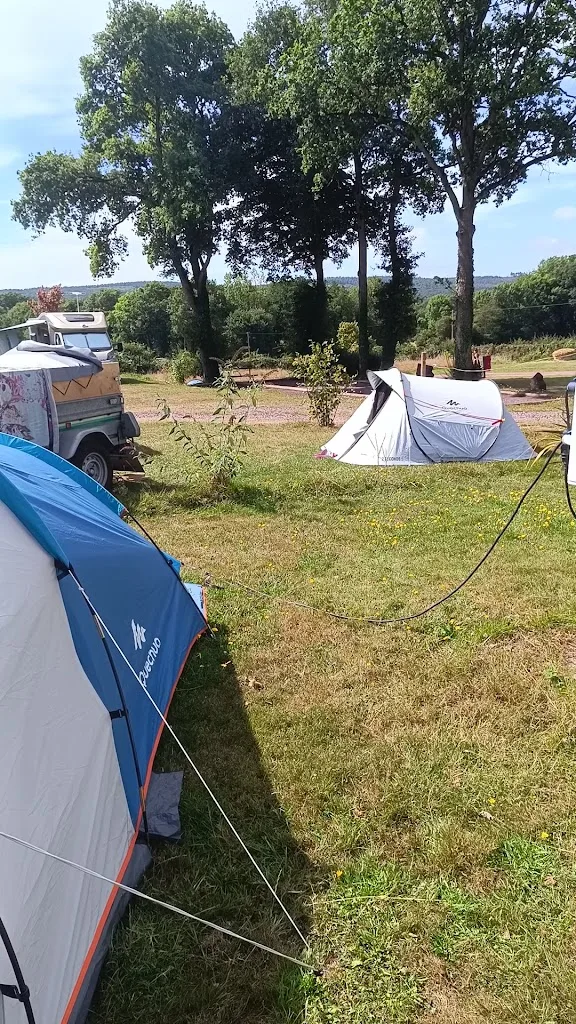 Camping Le Val aux Fées - Brocéliande - photo 2
