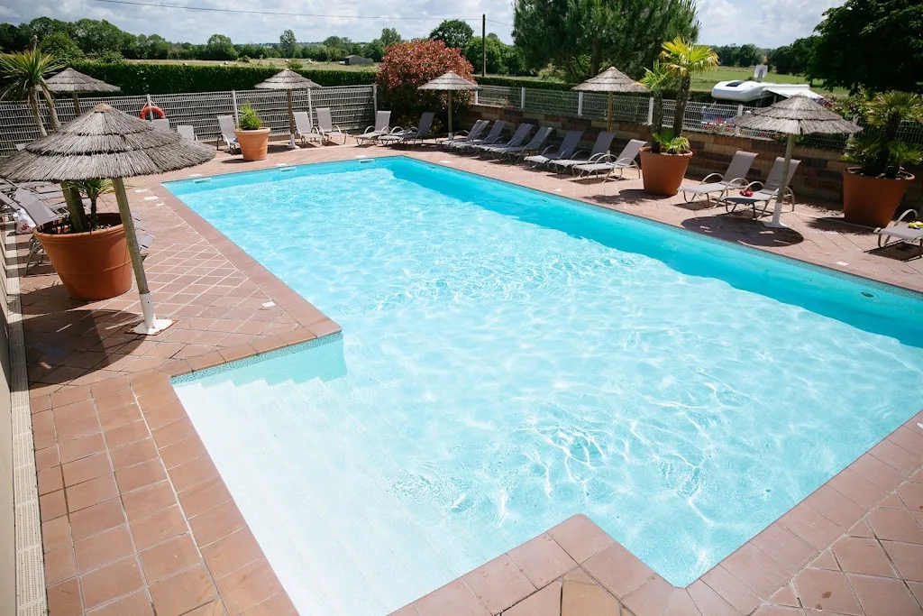 Camping SEASONOVA Saint Michel - Courtils - photo 2