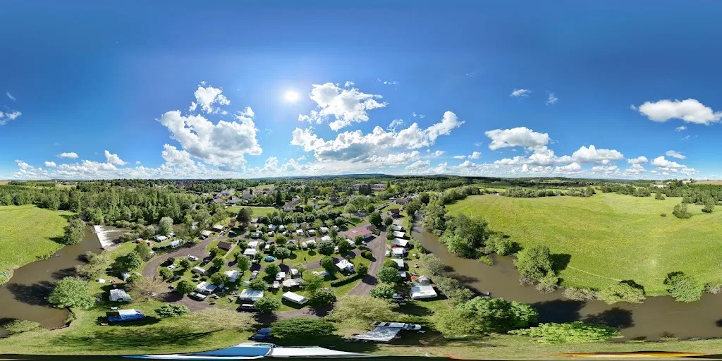 Camping Le Chapeau Chinois, Villersexel, Haute-Saône - photo 3