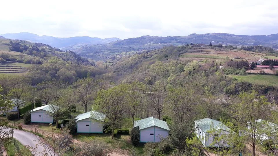 Domaine Camping Les Roches 4 étoiles - photo 3