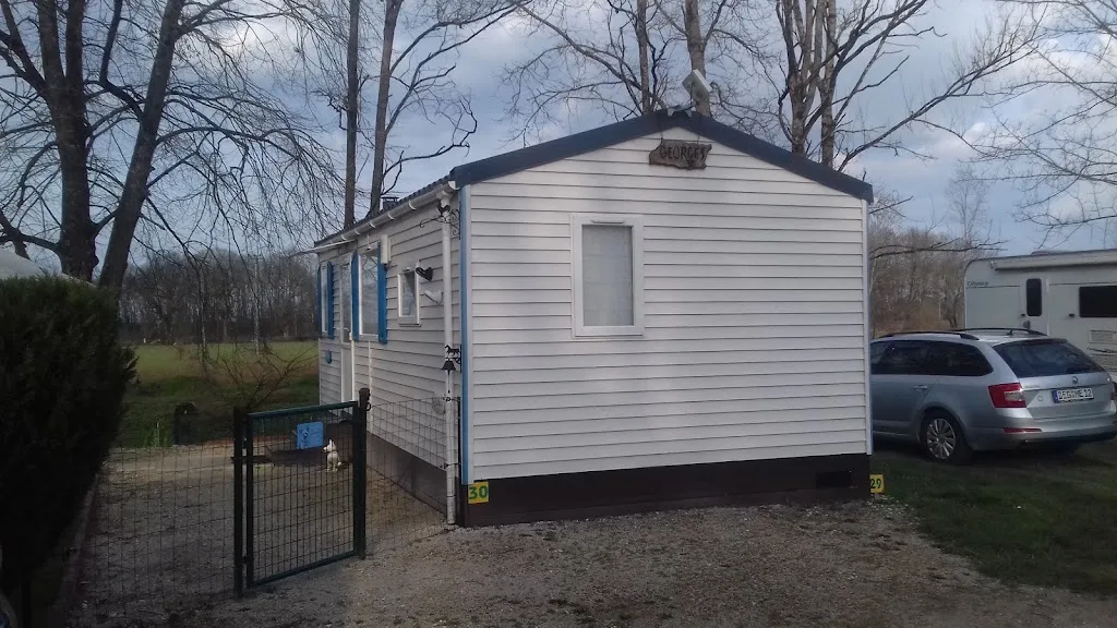 Aire Naturelle de Camping Bord de Saône - photo 2