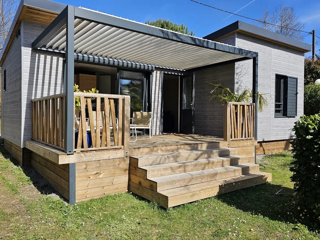 Parc Résidentiel de loisirs LES PLATANES | Vente de chalets avec terrains | Locations de vacances et cures thermales - photo 3