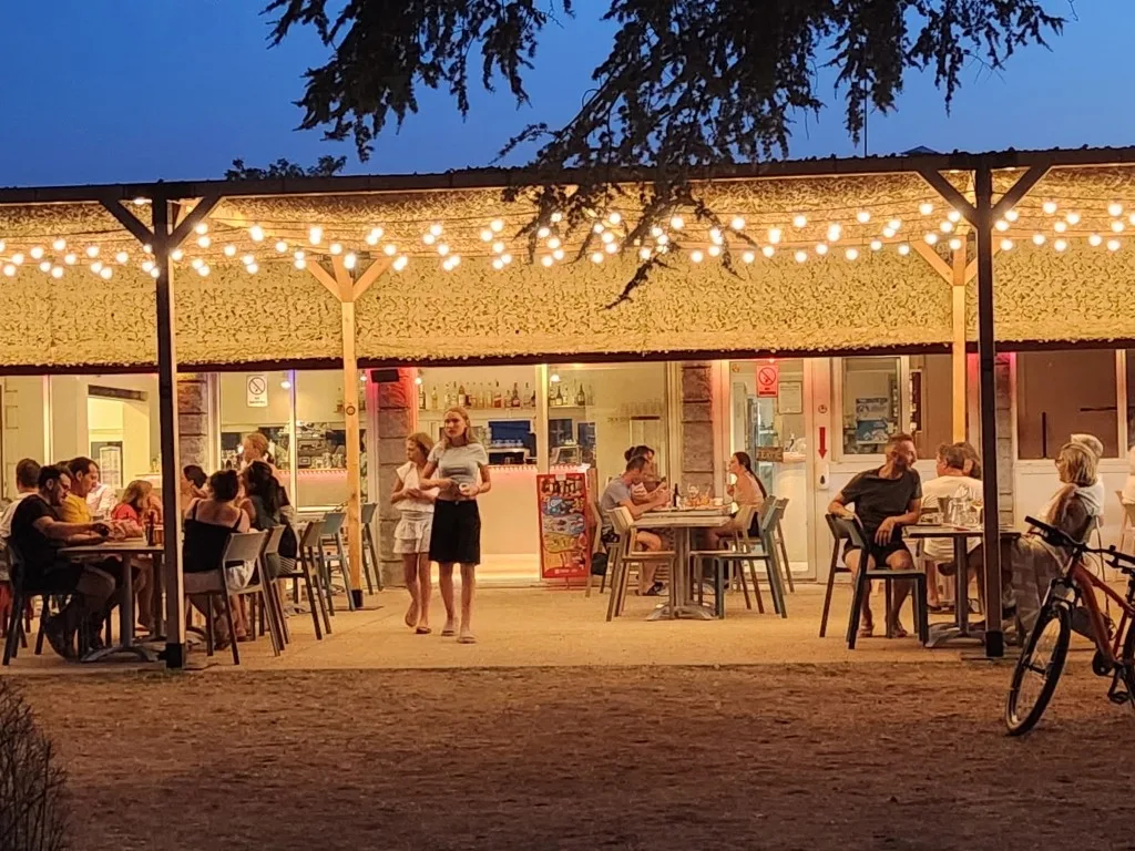 Camping Vichy : Camping Beaurivage au bord de l'Allier en Auvergne - photo 1