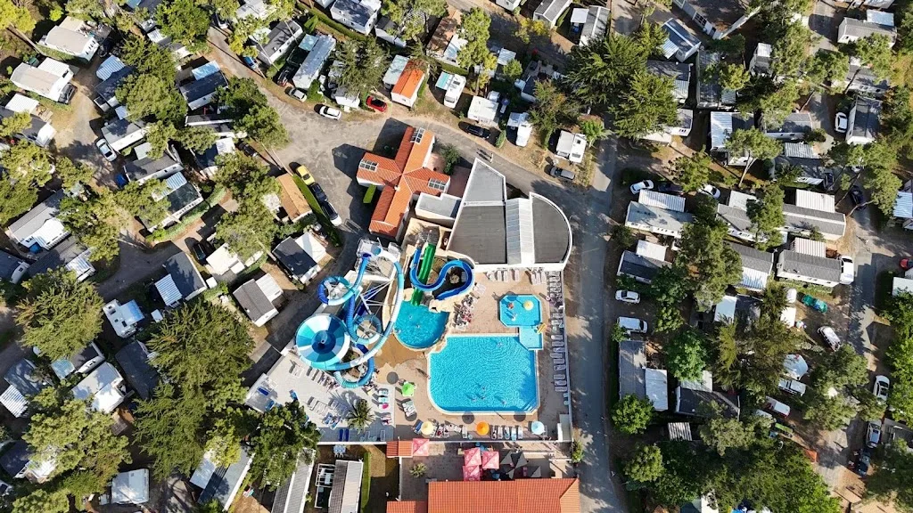 Camping Le Clos des Pins - photo 1