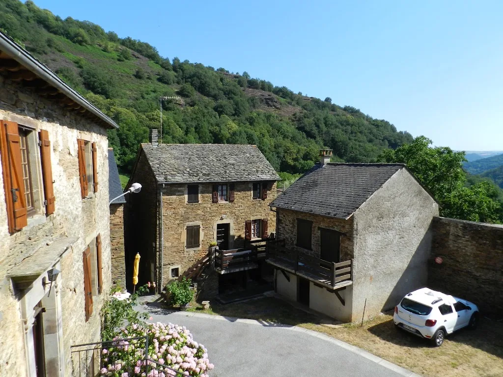 camping l'Amitié au bord de l'eau à Trébas Tarn - photo 1