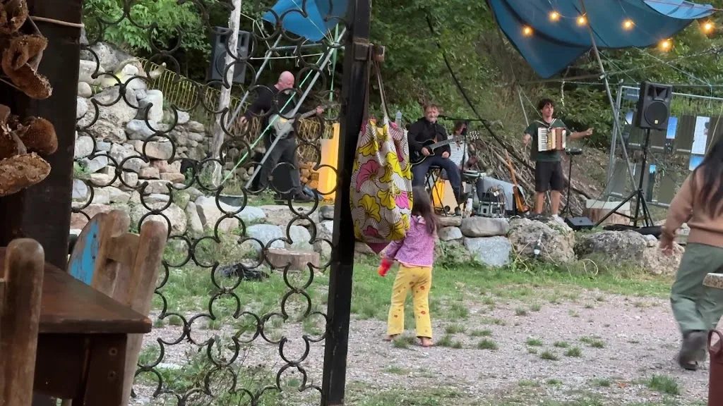 Camping Aire naturelle des Rouges Gorges - photo 1