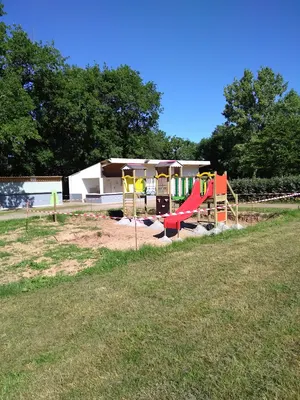 Camping Municipal "Le Bois du Bouquet"