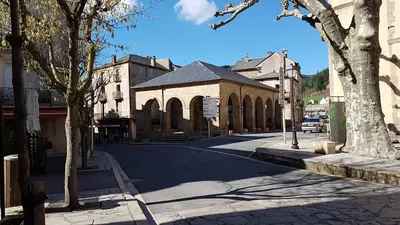 Camping la Claparède en Aveyron, près de Millau (locations, emplacements et résidentiels)