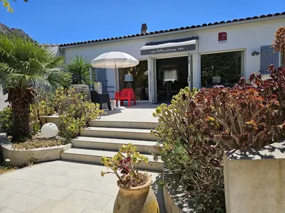 CAMPING Domaine Le Clos des chênes